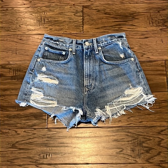 Lovers + Friends Mid Rise Shorts Size 26 - Picture 1 of 16